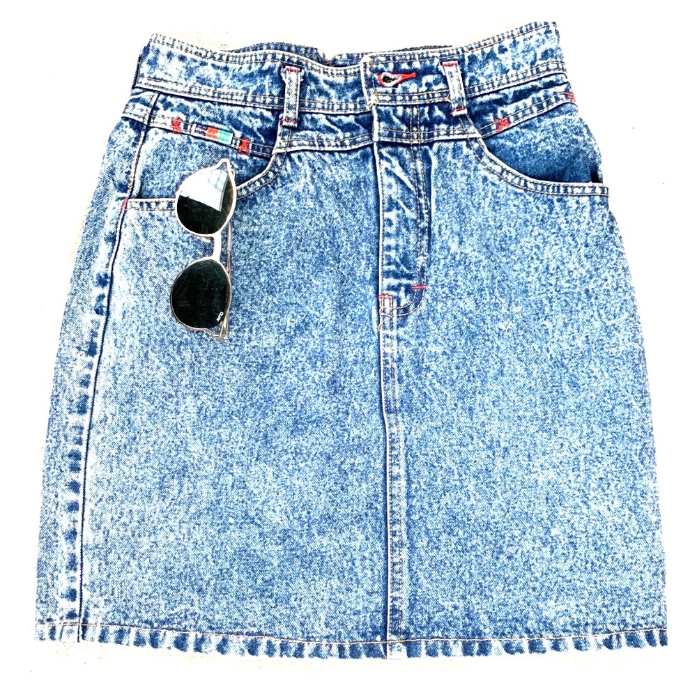 Vintage Acidwash Women’s Highwaisted Skirt